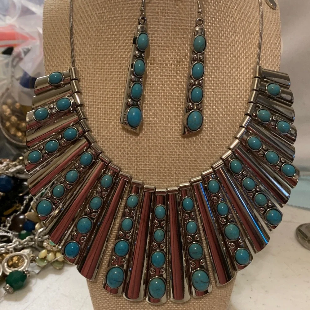 Turquoise and Silver Statement Necklace Set - Picture 1 of 5